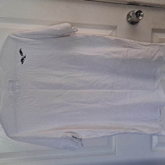 Cult of Individuality White Graphic Tee with Skull & Wings Accent - Picture 5 of 5